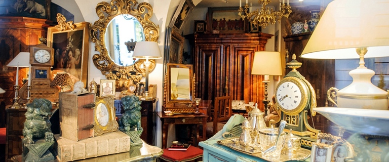 Collectables Showcase Collectables Showcase