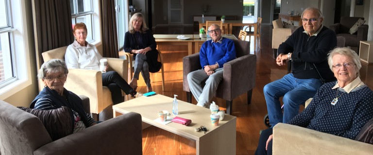 Broadwater Gardens Hole in the wall cafe (3)_crop.jpg Broadwater Gardens Hole in the wall cafe (3)_crop.jpg