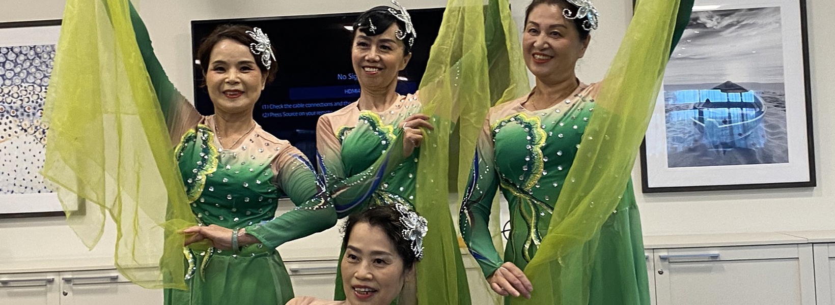 Chinese Dancing Group from Rhodes Muti-cultural Society Chinese Dancing Group from Rhodes Muti-cultural Society