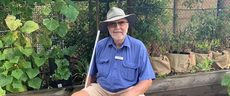 Tantula Rise RL - neil gardening (7).JPG Tantula Rise RL - neil gardening (7).JPG