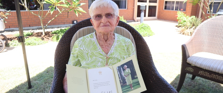 Thelma Young 100th birthday (57).JPG Thelma Young 100th birthday (57).JPG