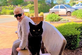 Cyndy & Bubba_368x246.jpg Cyndy & Bubba_368x246.jpg