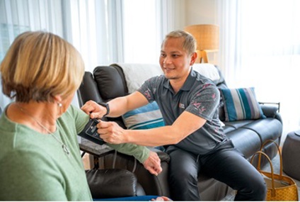 Dennis and his client_.jpg Dennis and his client_.jpg