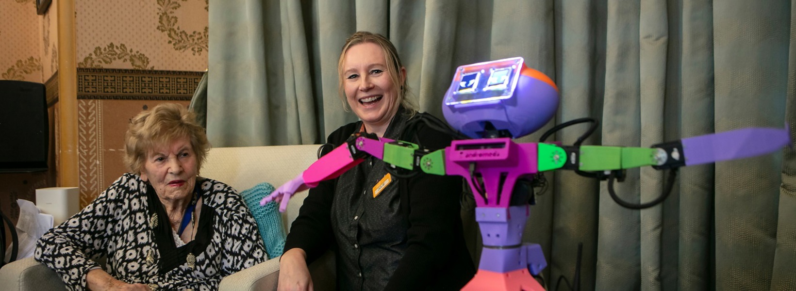 Julie and ABI the robot.jpg Julie and ABI the robot.jpg