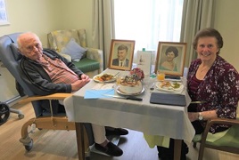 Ted&Erica_368x246.jpg Ted&Erica_368x246.jpg