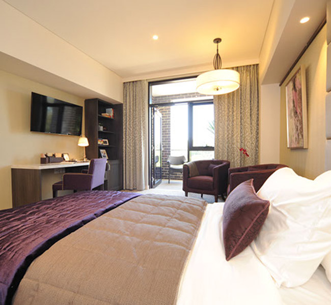 Large single balcony - Greenwood.jpg