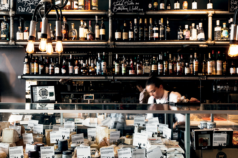 Europa on Alma - lifestyle